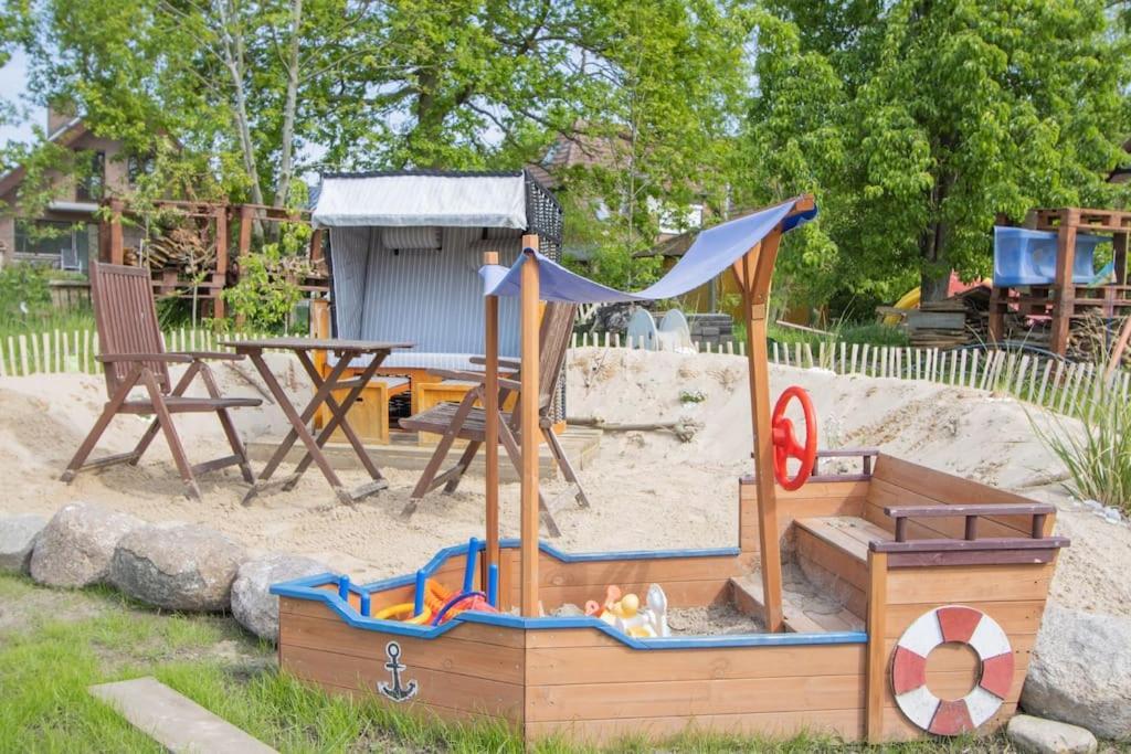 Ferienwohnungen Fehmarn Mit Parkplatz In Petersdorf Εξωτερικό φωτογραφία